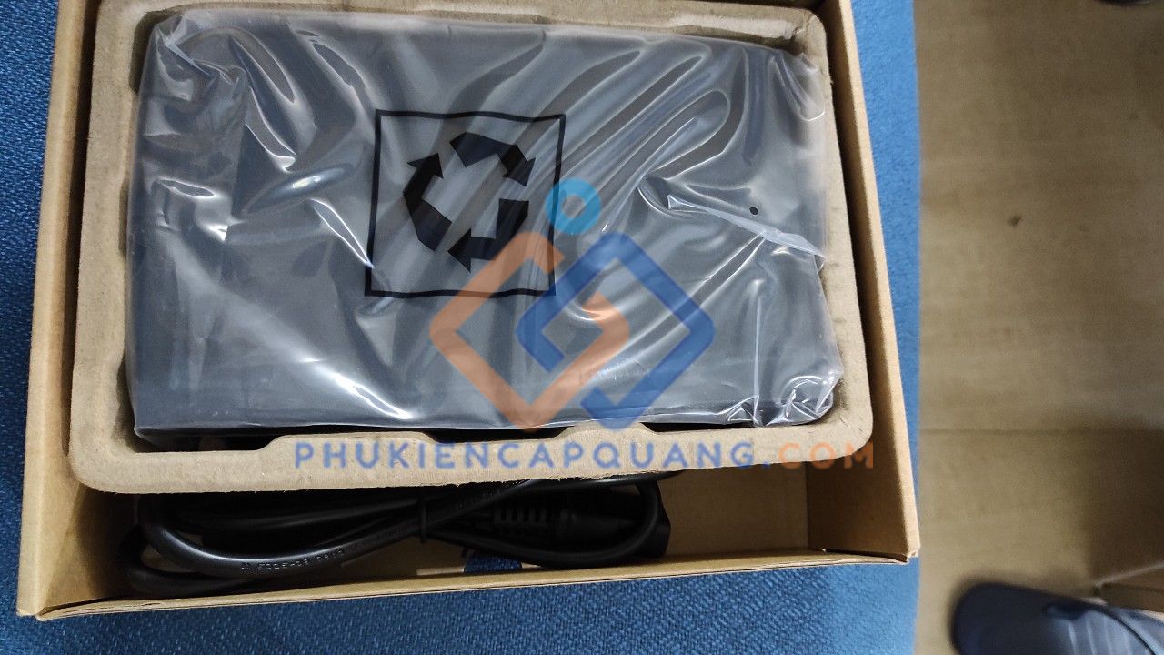 switch-poe-6-cong-10-100m-hrui-hr900-af-42n-chinh-hang
