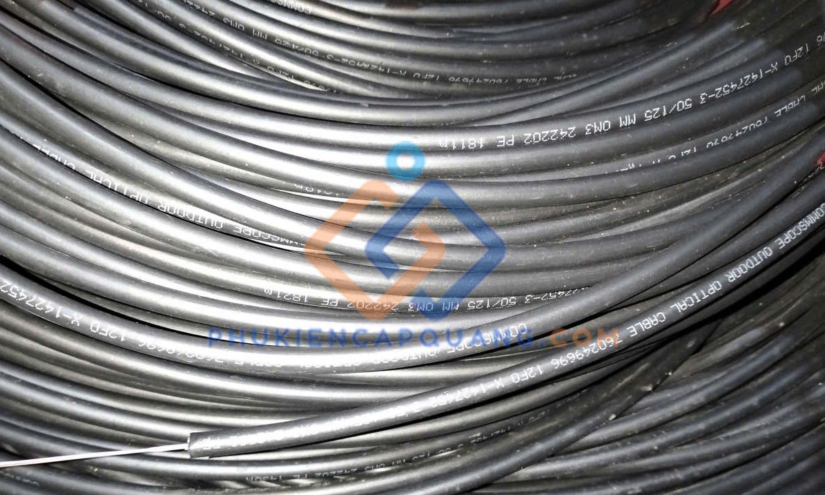 cap-quang-12fo-om3-commscope-760249696 cap-quang-12fo-om3-commscope-760249696