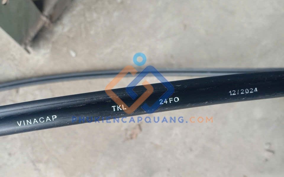 cap-quang-treo-24fo-kim-loai-vinacap