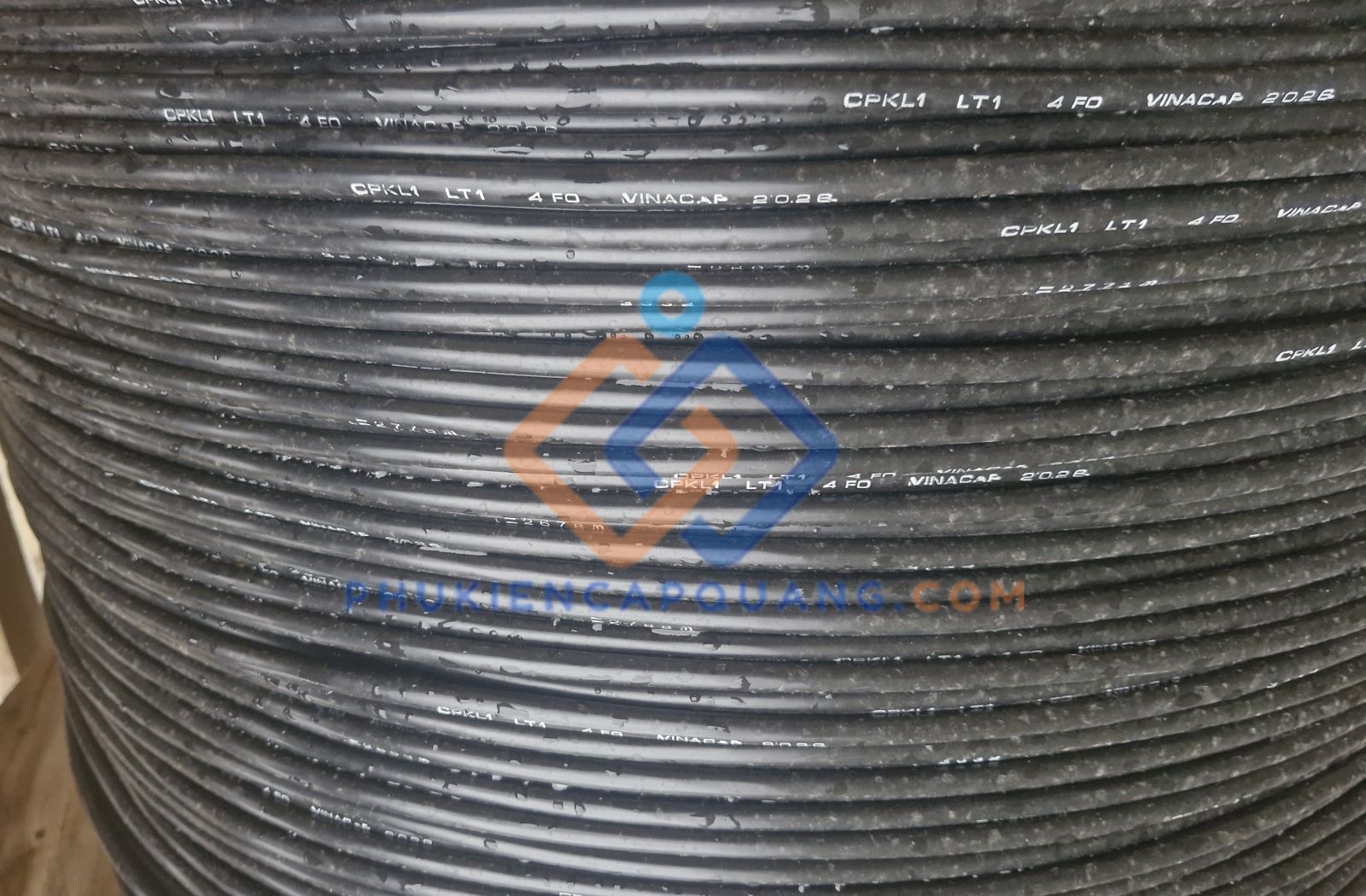cap-quang-4-soi-vinacap-cong-phi-kim-loai-cpkl1-lt1 cap-quang-4-soi-vinacap-cong-phi-kim-loai-cpkl1-lt1