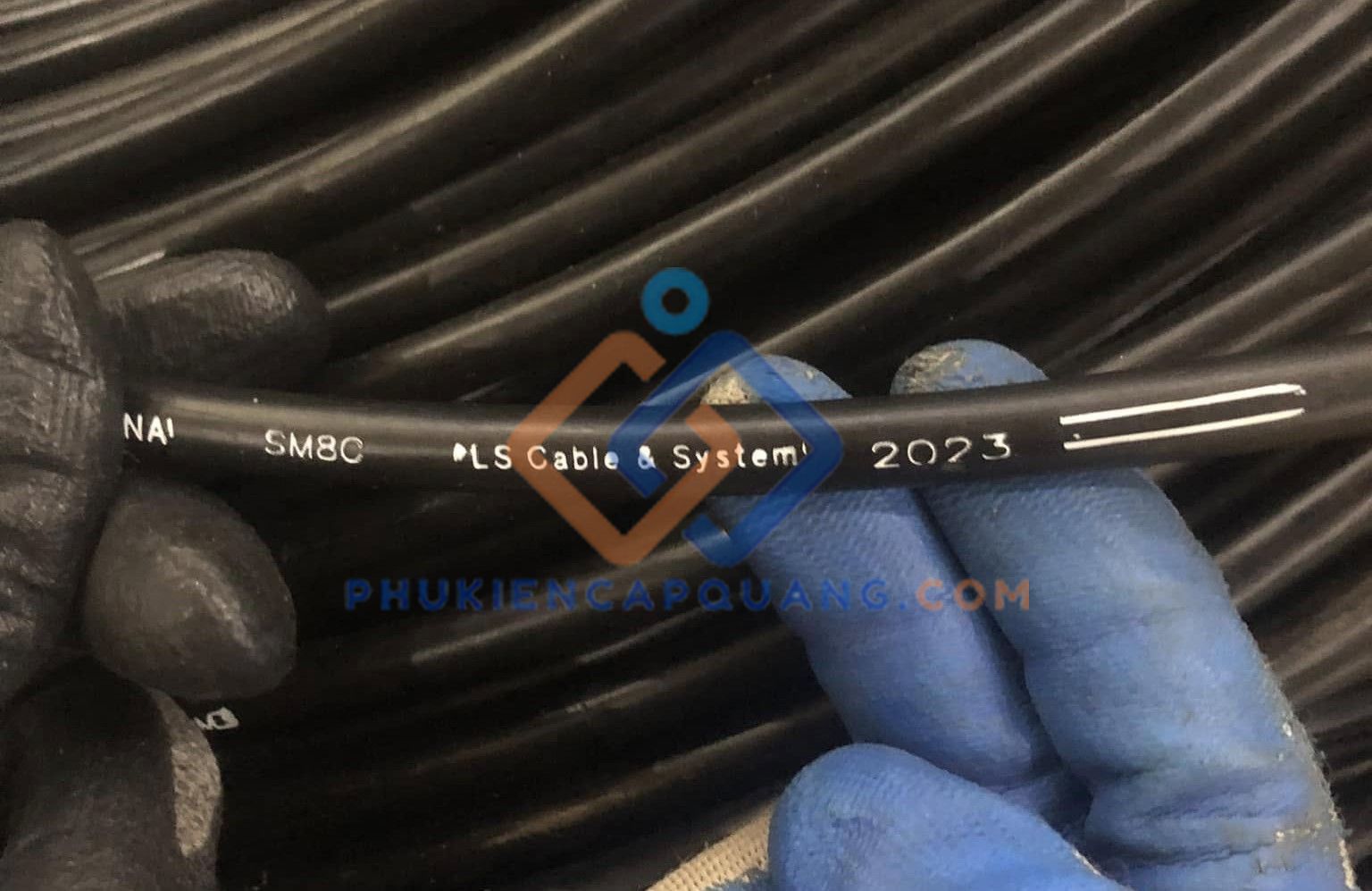 cap-quang-ls-4fo-4-core-4-soi