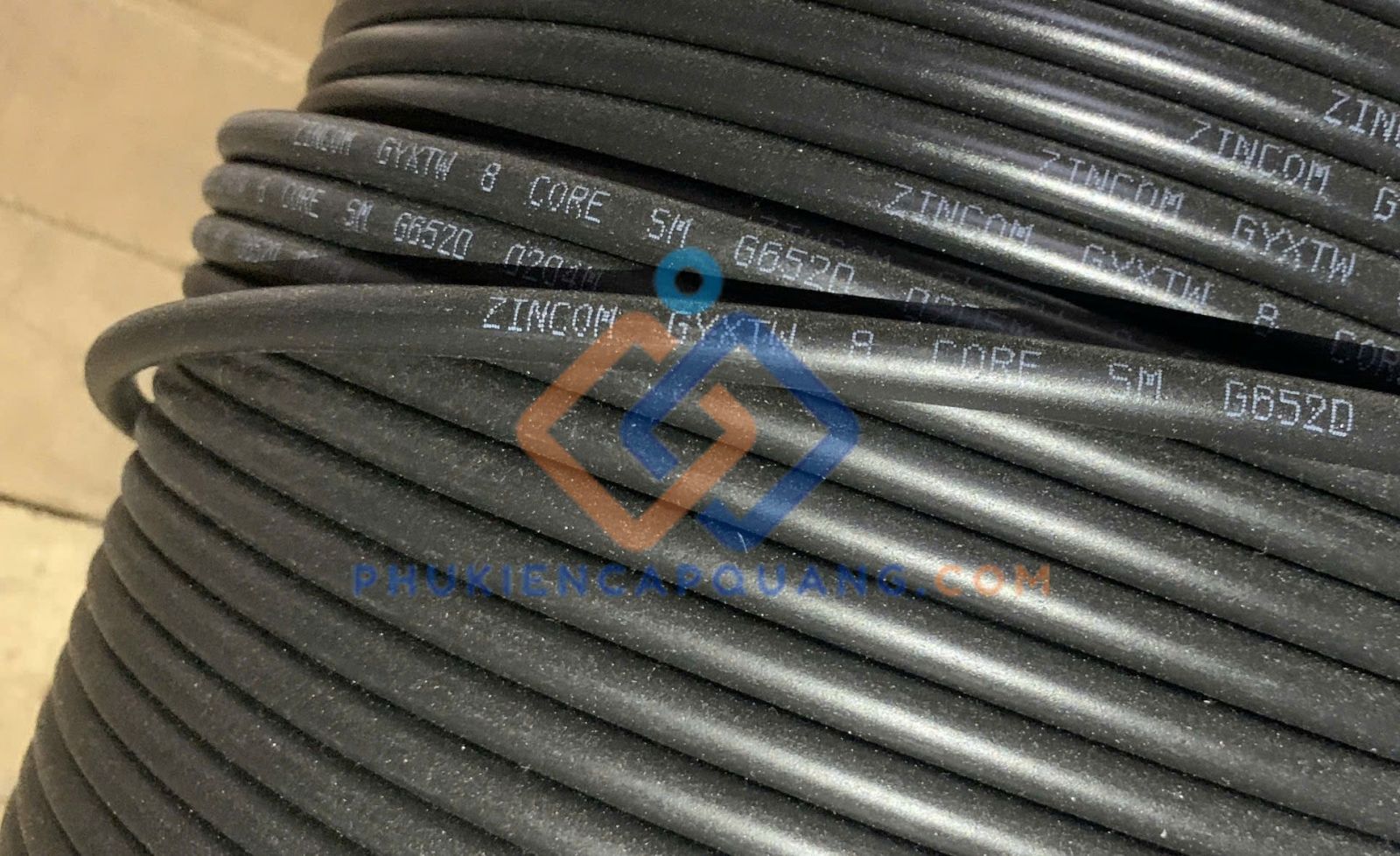cap-quang-8fo-ngam-zincom-zc-gyxtw-8c-sm-g652d-gia cap-quang-8fo-ngam-zincom-zc-gyxtw-8c-sm-g652d-gia
