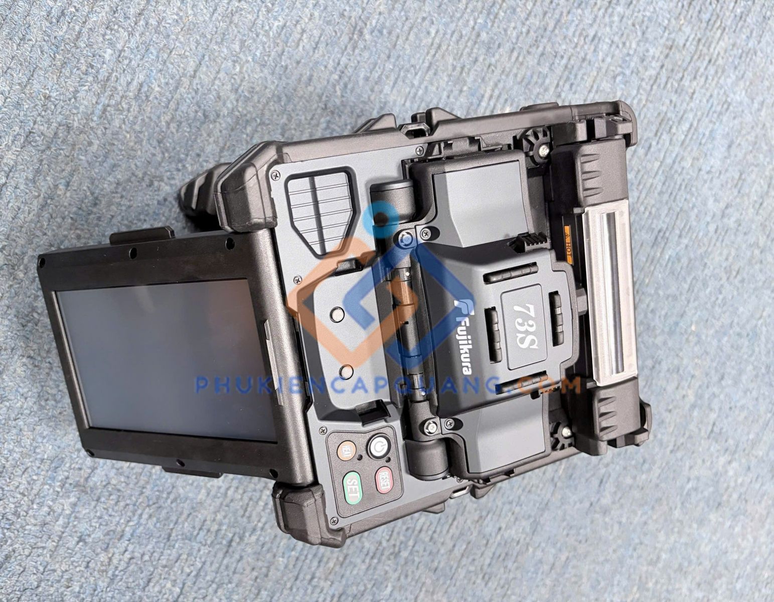 may-han-cap-quang-fujikura-73s