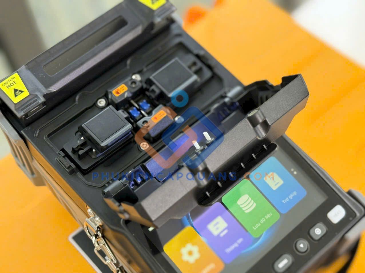 may-han-cap-quang-t100s-grandlink