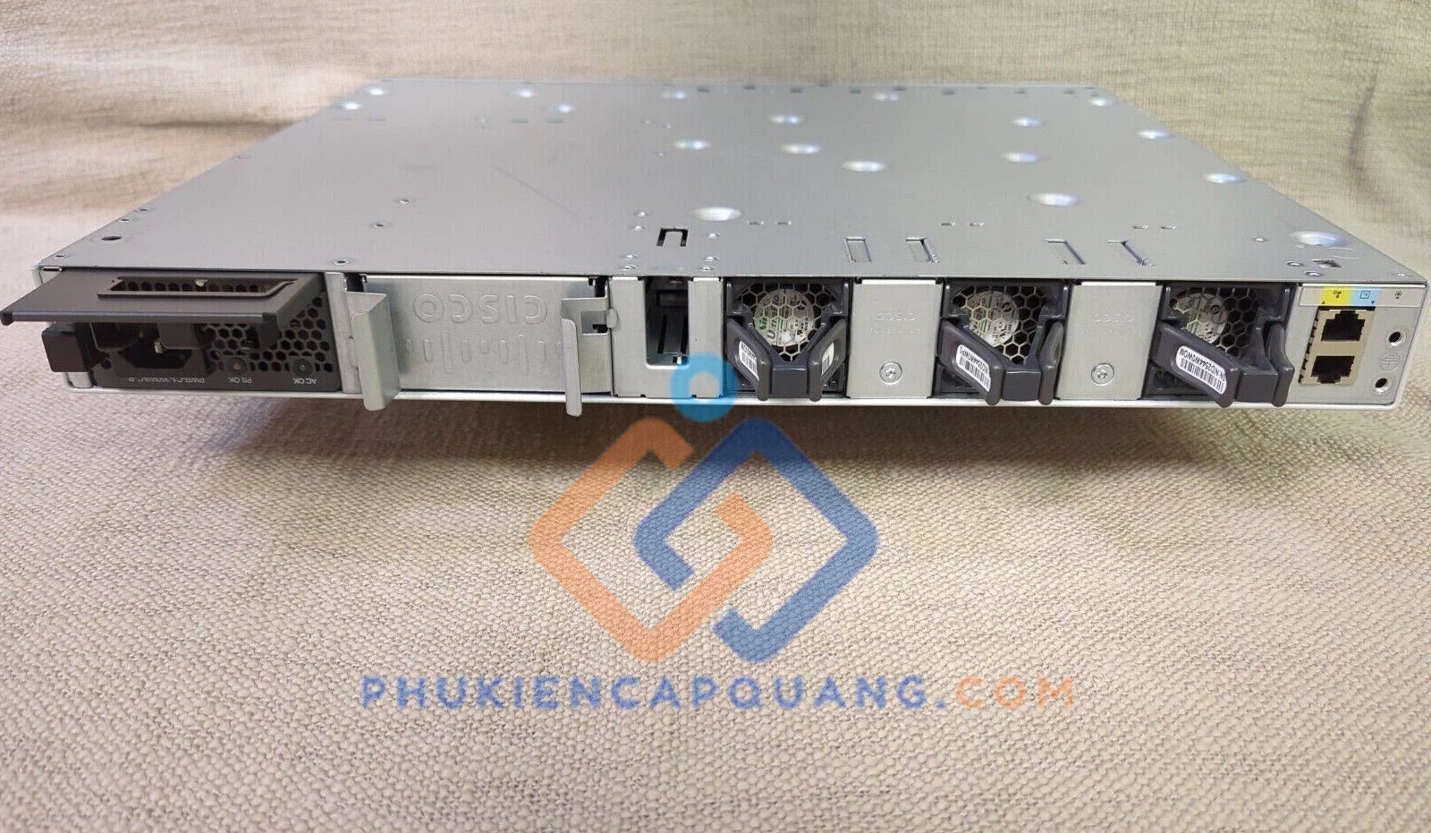 switch-cisco-c9300l-24t-4x-e-chinh-hang switch-cisco-c9300l-24t-4x-e-chinh-hang