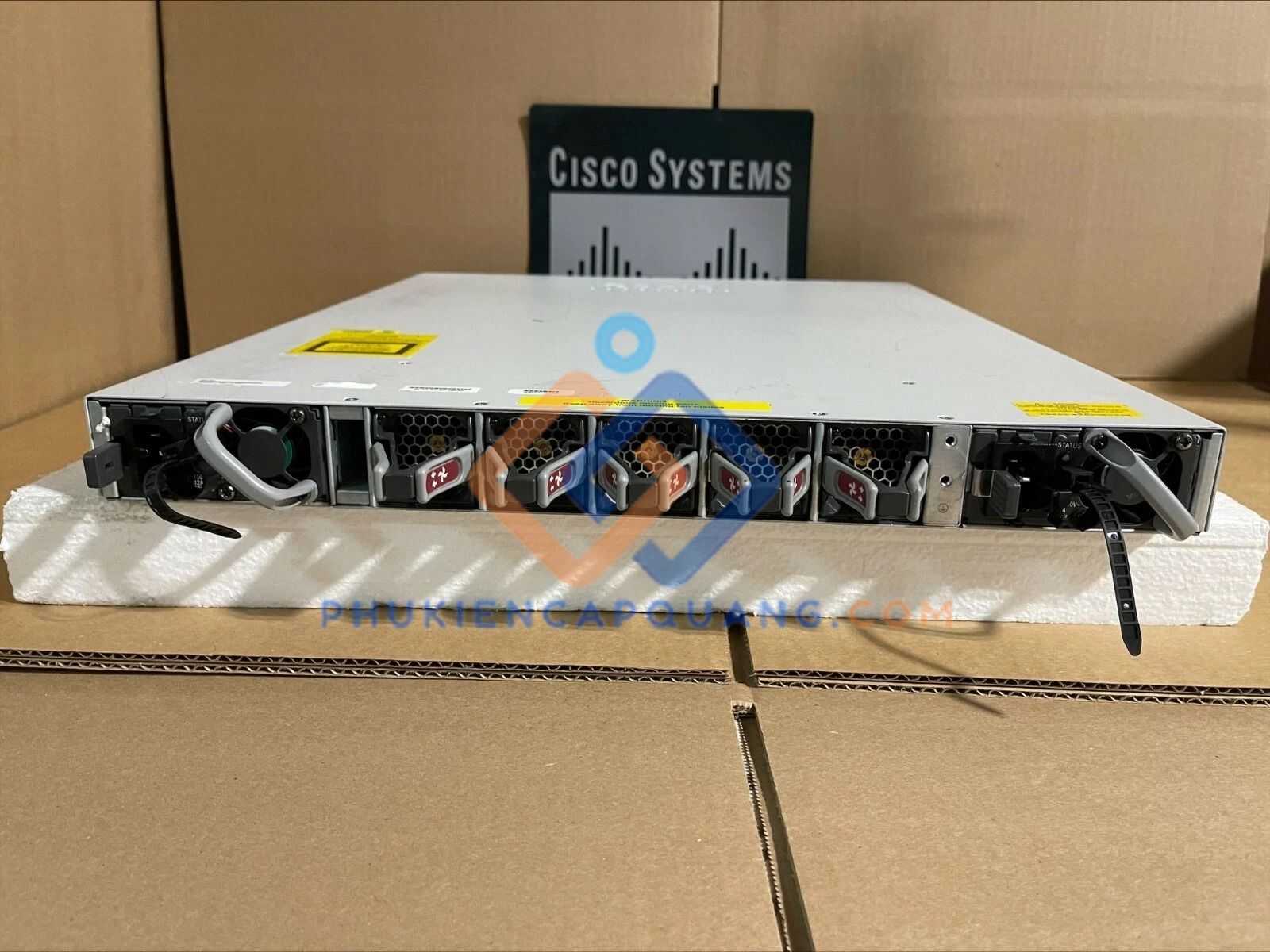 switch-cisco-catalyst-c9500-40x-a switch-cisco-catalyst-c9500-40x-a