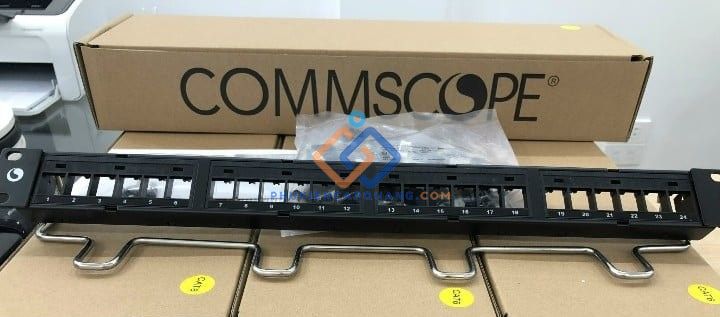 patch-panel-24-cong-cat6-commscope-p-n-760237040-9-1375055-2