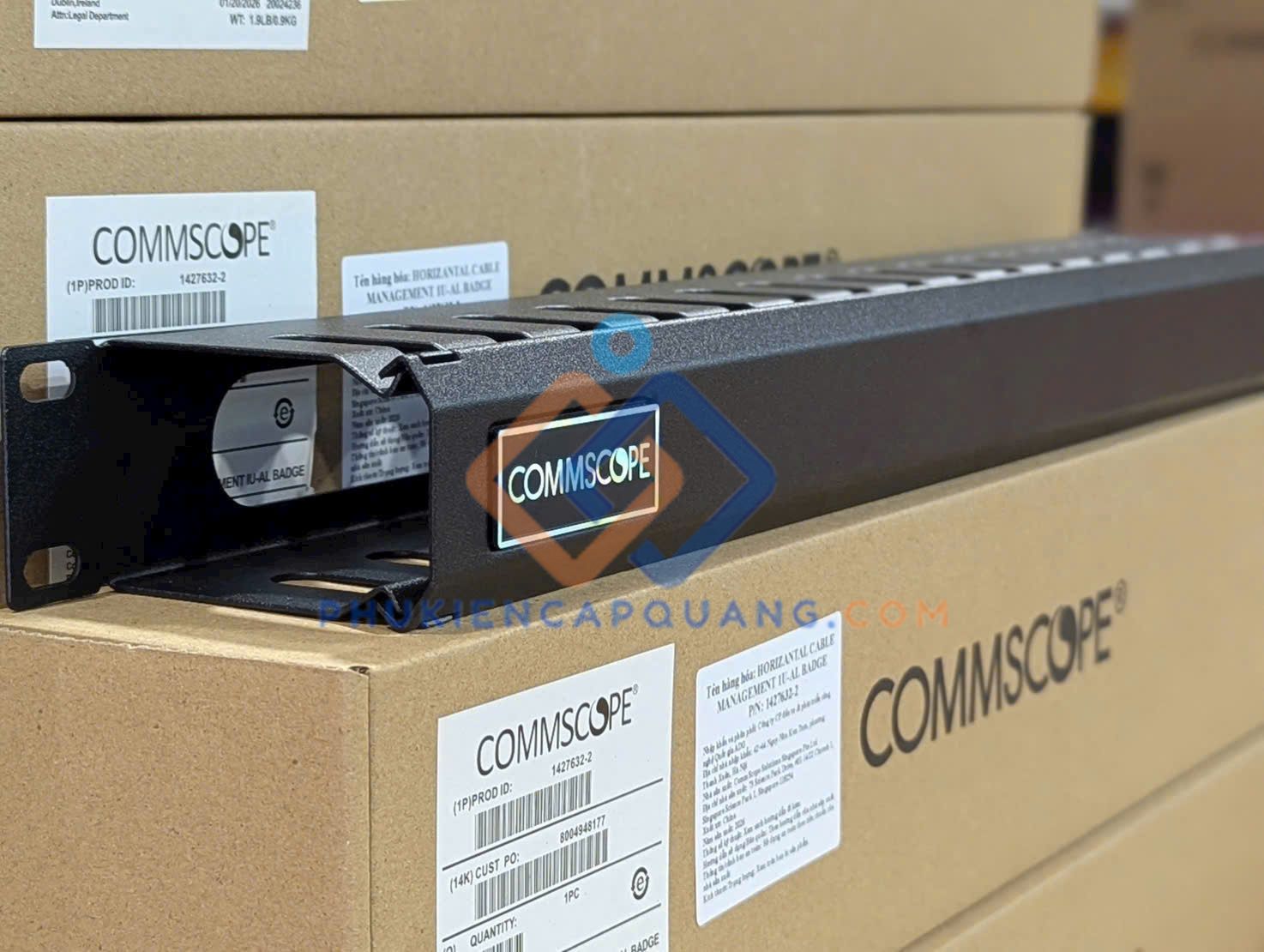 thanh-quan-ly-cap-ngang-1427632-2-commscope