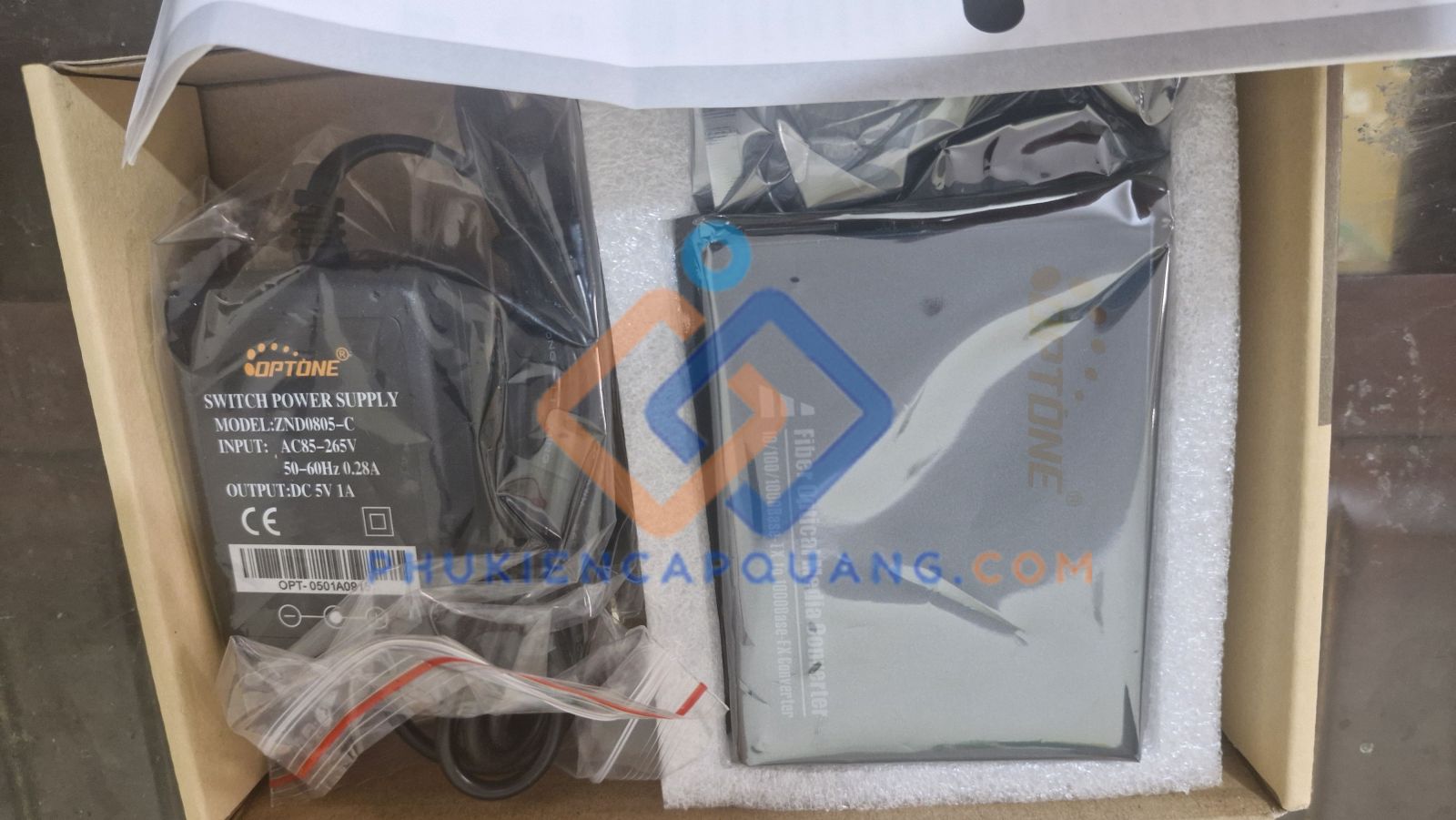 bo-chuyen-doi-quang-dien-2-soi-optone-opt-2200s20 bo-chuyen-doi-quang-dien-2-soi-optone-opt-2200s20