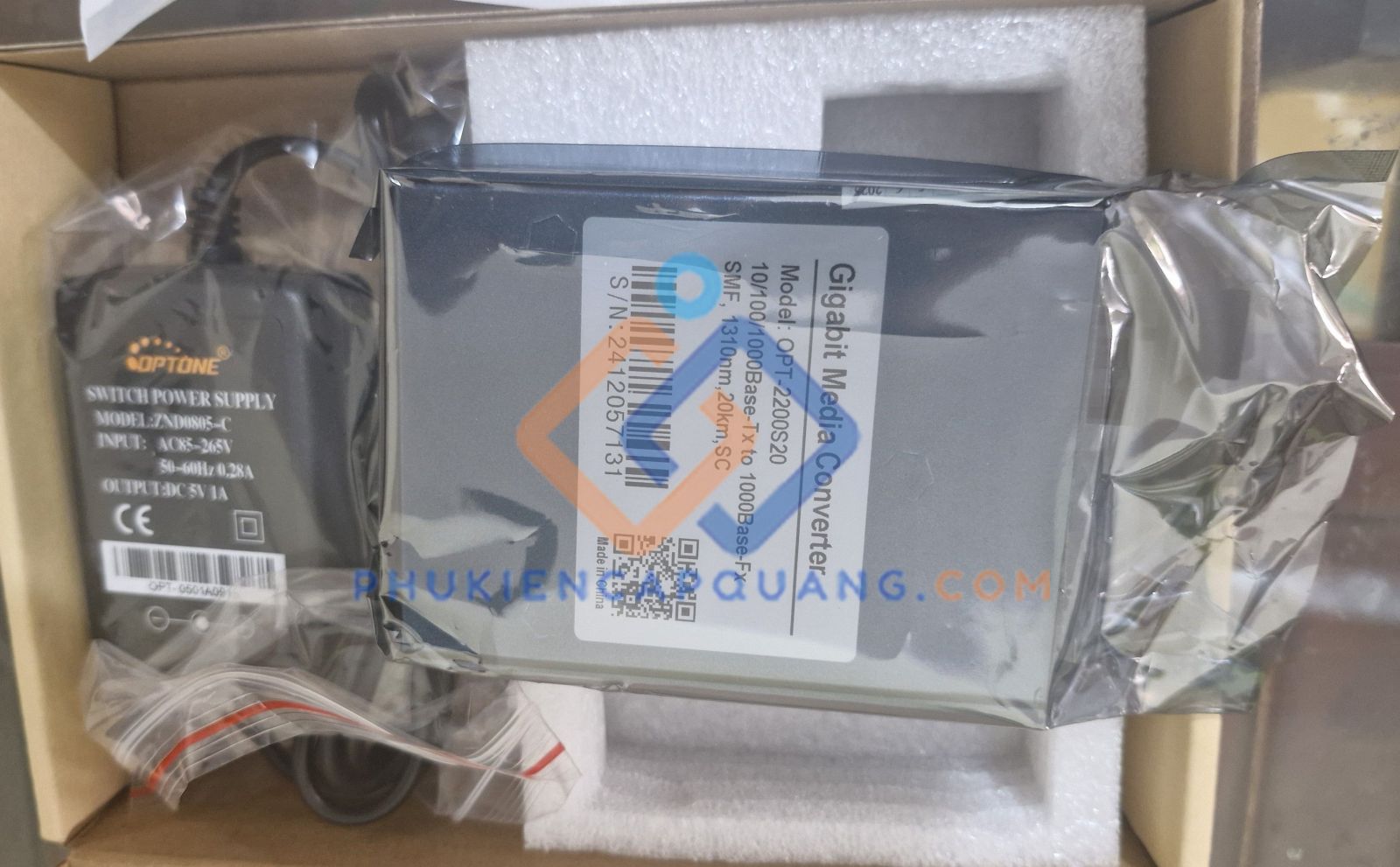 bo-chuyen-doi-quang-dien-converter-quang-2-soi-multimode-optone-10-100-1000 bo-chuyen-doi-quang-dien-converter-quang-2-soi-multimode-optone-10-100-1000