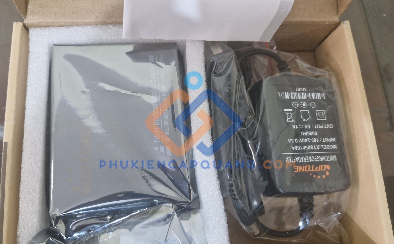 bo-chuyen-doi-quang-dien-1-soi-singlemode-optone-opt-3202s20-10-100-1000m bo-chuyen-doi-quang-dien-1-soi-singlemode-optone-opt-3202s20-10-100-1000m