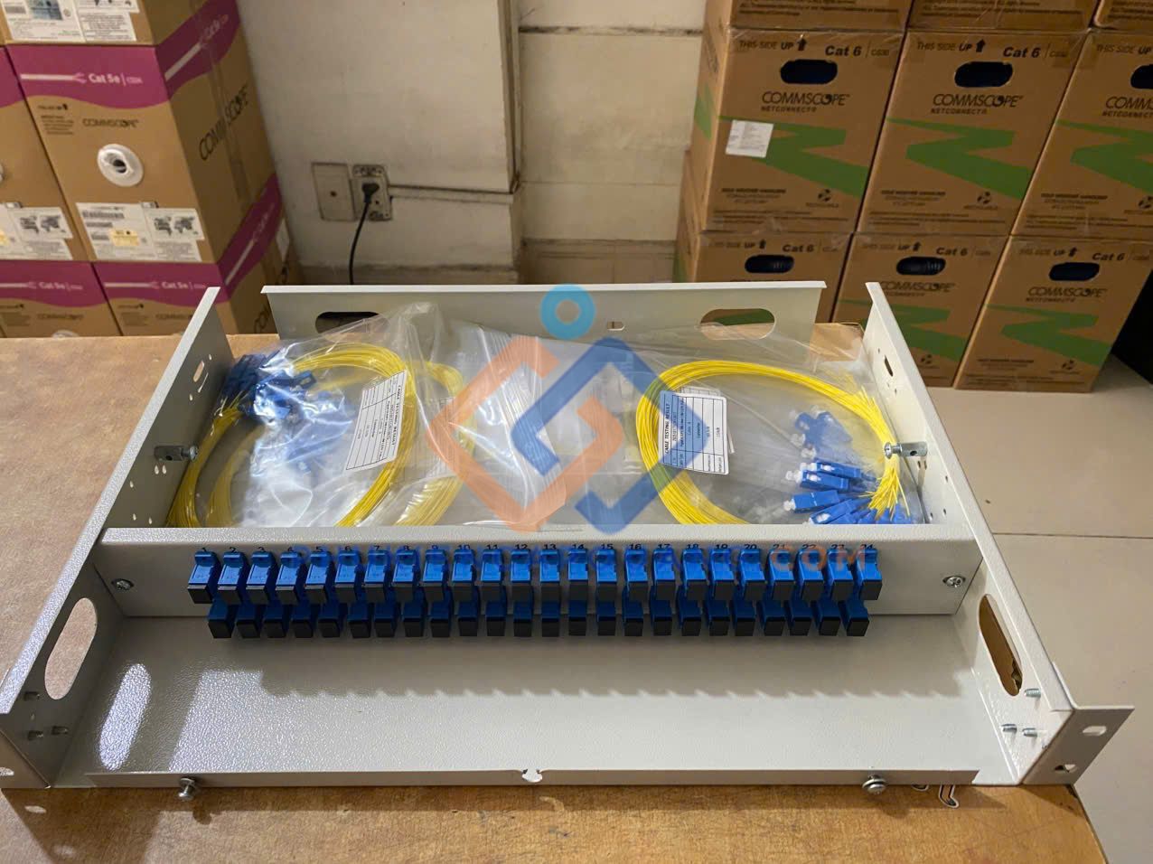 hop-phoi-quang-odf-48fo-trong-nha-day-du-phu-kien-bat-rack-19 hop-phoi-quang-odf-48fo-trong-nha-day-du-phu-kien-bat-rack-19