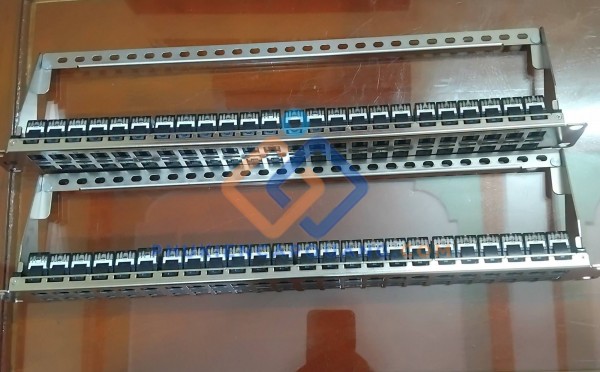 Patch panel LS 48 cổng LS-PP-48P-E-WM-1U