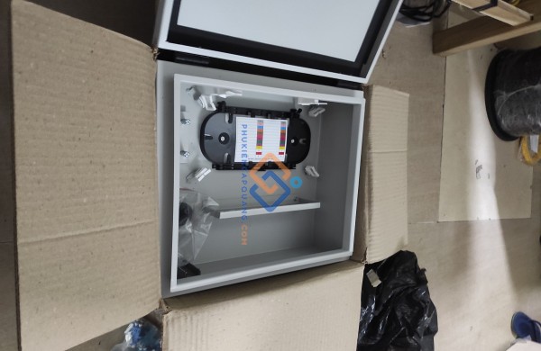 Hộp phối quang ODF 12Fo trong nhà ngoài trời indoor outdoor 