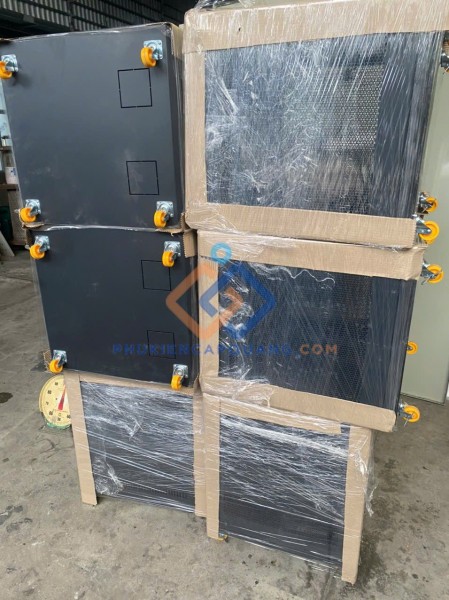 Tủ Rack treo tường 12U D600