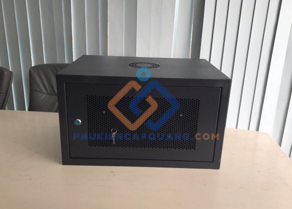 Tủ rack 6UD400 treo tường 