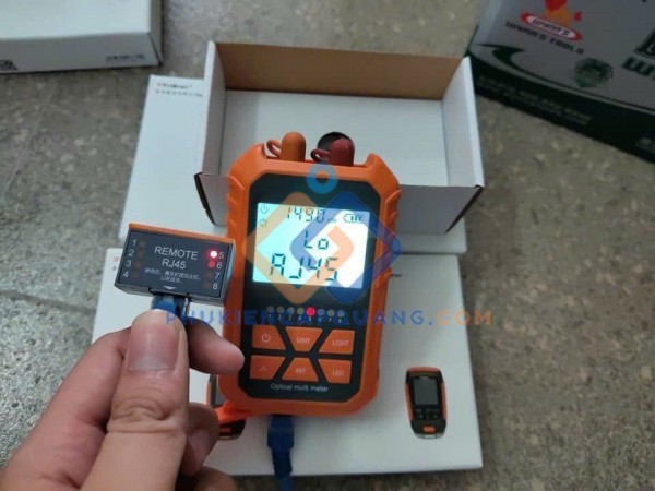 Máy đo công suất mini kèm soi VFL 15km 4 chức năng SGM-305