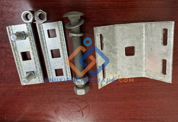Đế ốp U gồm bulong D14, 12cm