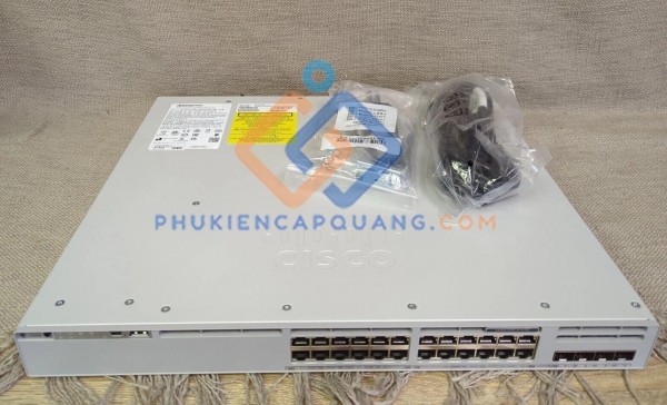 ​Switch Cisco C9300L-24T-4X-E