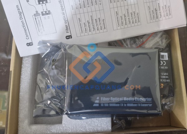 Bộ chuyển đổi quang điện 2 sợi Optone OPT-2200S20