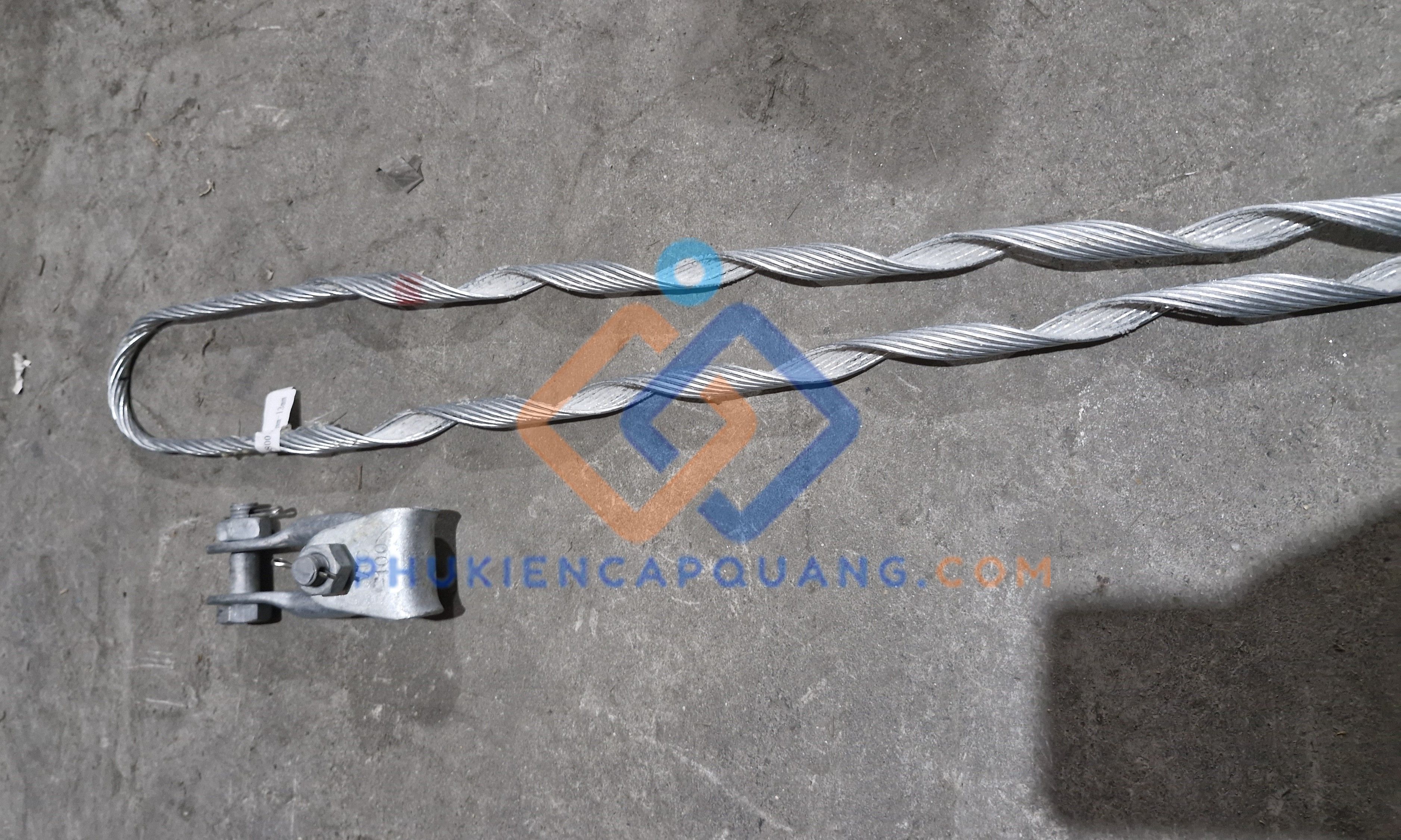 bo-treo-neo-cap-quang-kv100