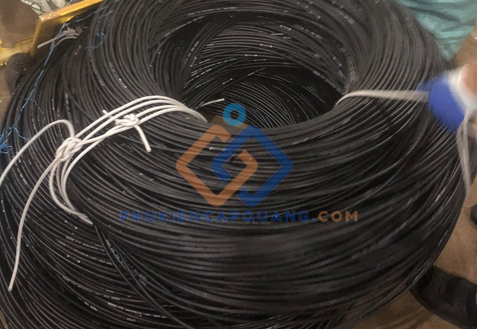cap-quang-ls-4fo-4-core-4-soi