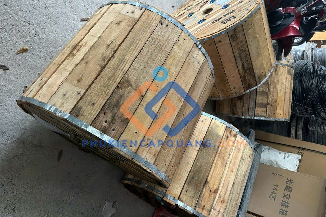 cap-quang-4fo-m3-viettel-ftth