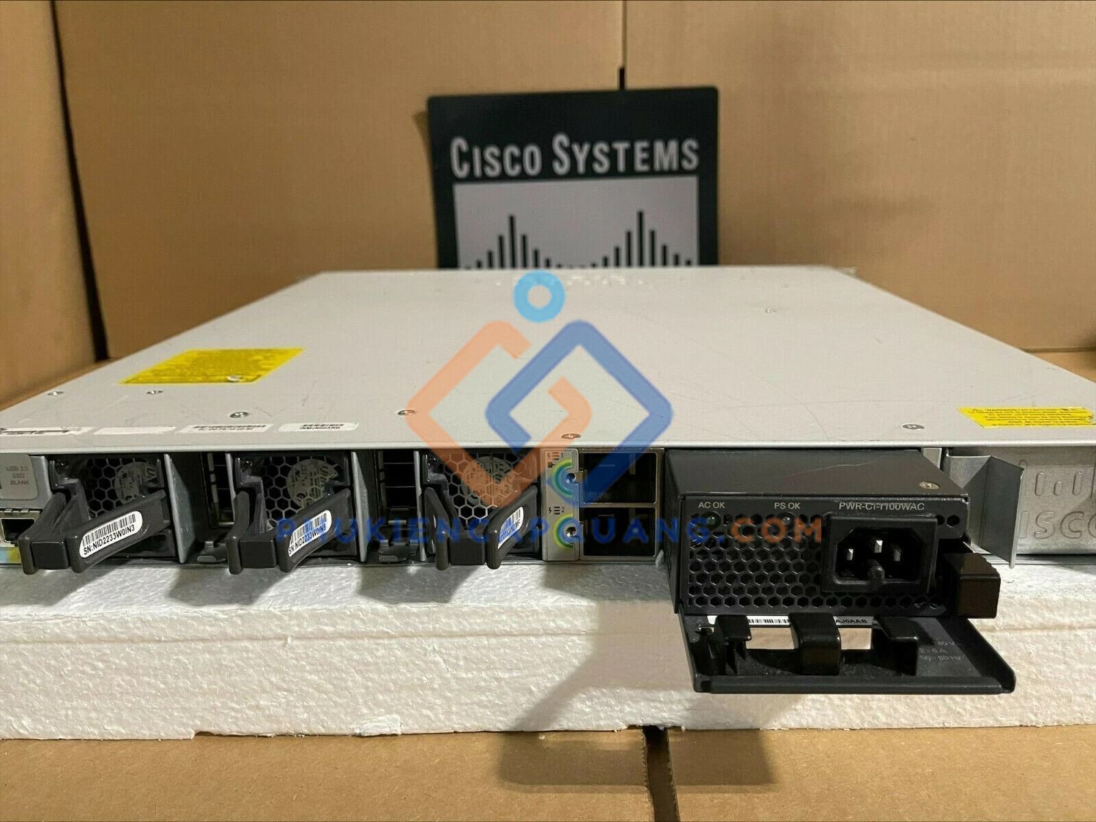 thiet-bi-chuyen-mach-swich-cisco-catalyst-c9300-48uxm-e