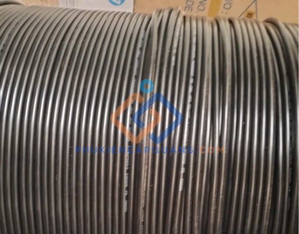 cap-quang-4fo-om3-commscope-pn-765252023