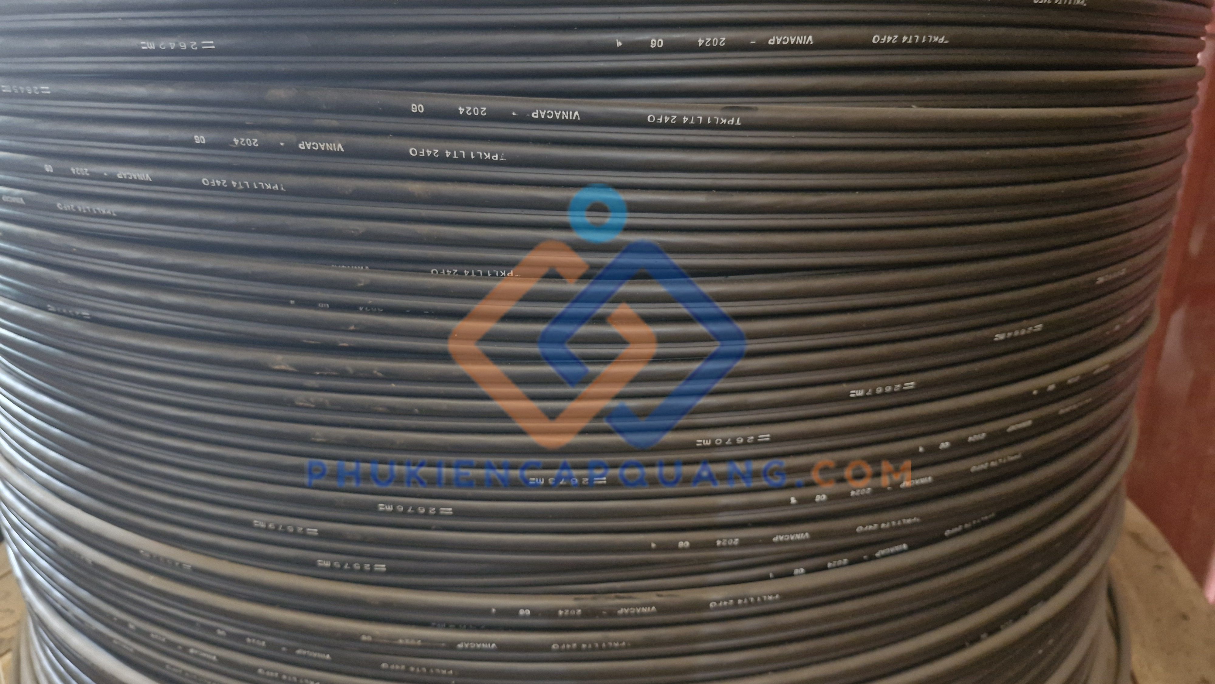 cap-quang-24fo-treo-f8-phi-kim-loai