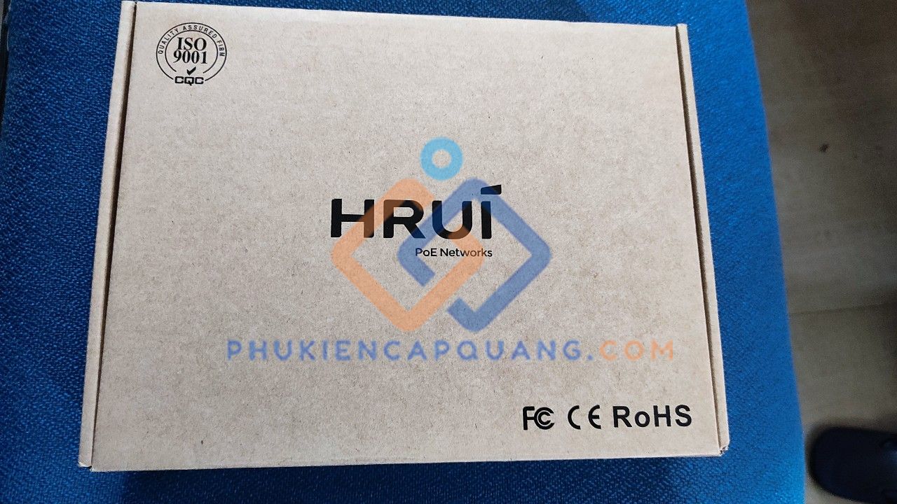 switch-poe-6-cong-10-100m-hrui-hr900-af-42n-gia-re