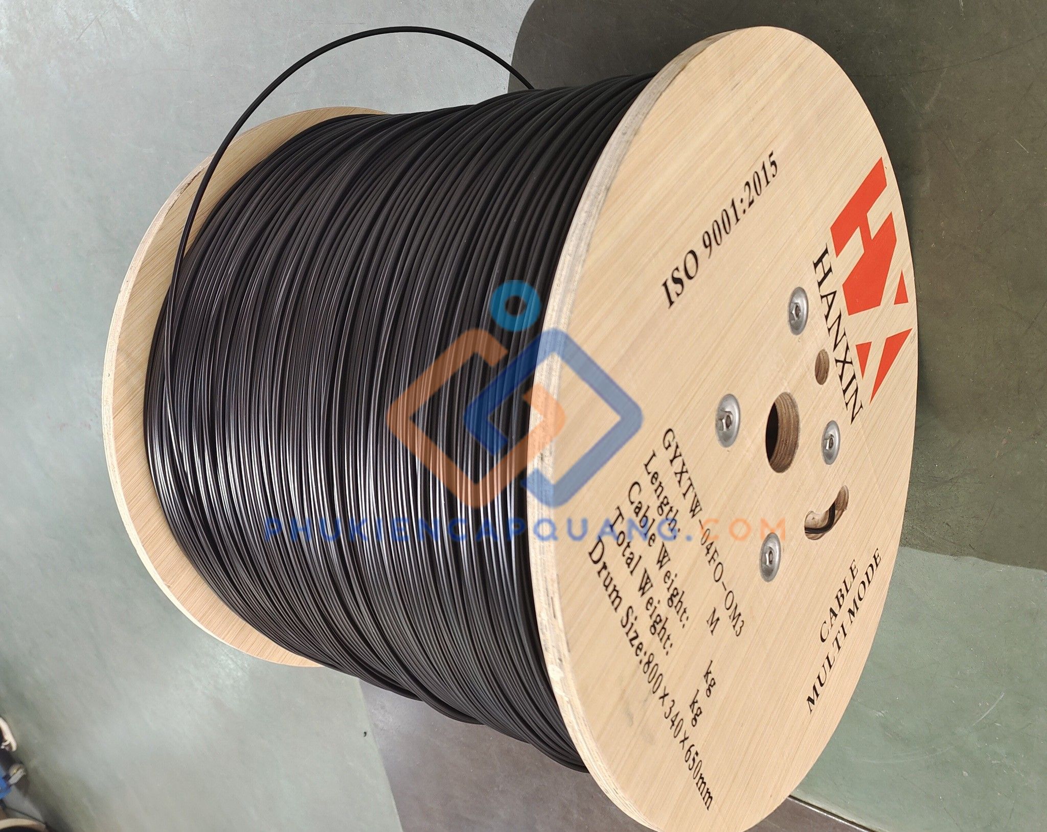 cap-quang-gyxtw-4fo-om3-hanxin