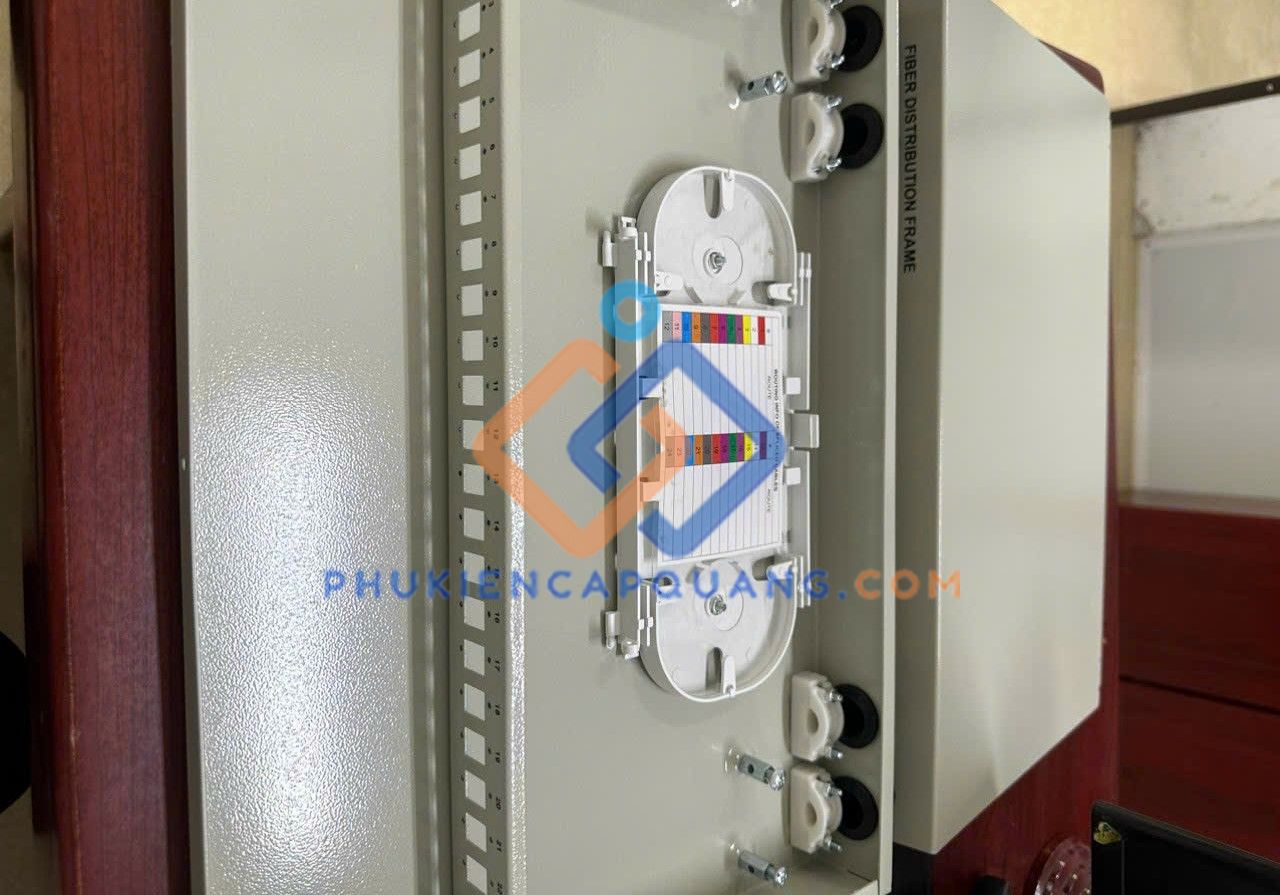 hop-phoi-quang-odf-24fo-indoor-lap-rack-chuan-lc-upc