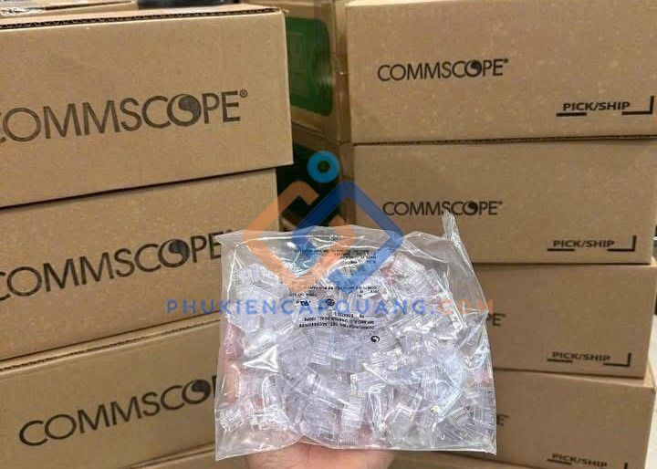 6-554720-3-dau-cam-mang-cat5e-rj45-commscope