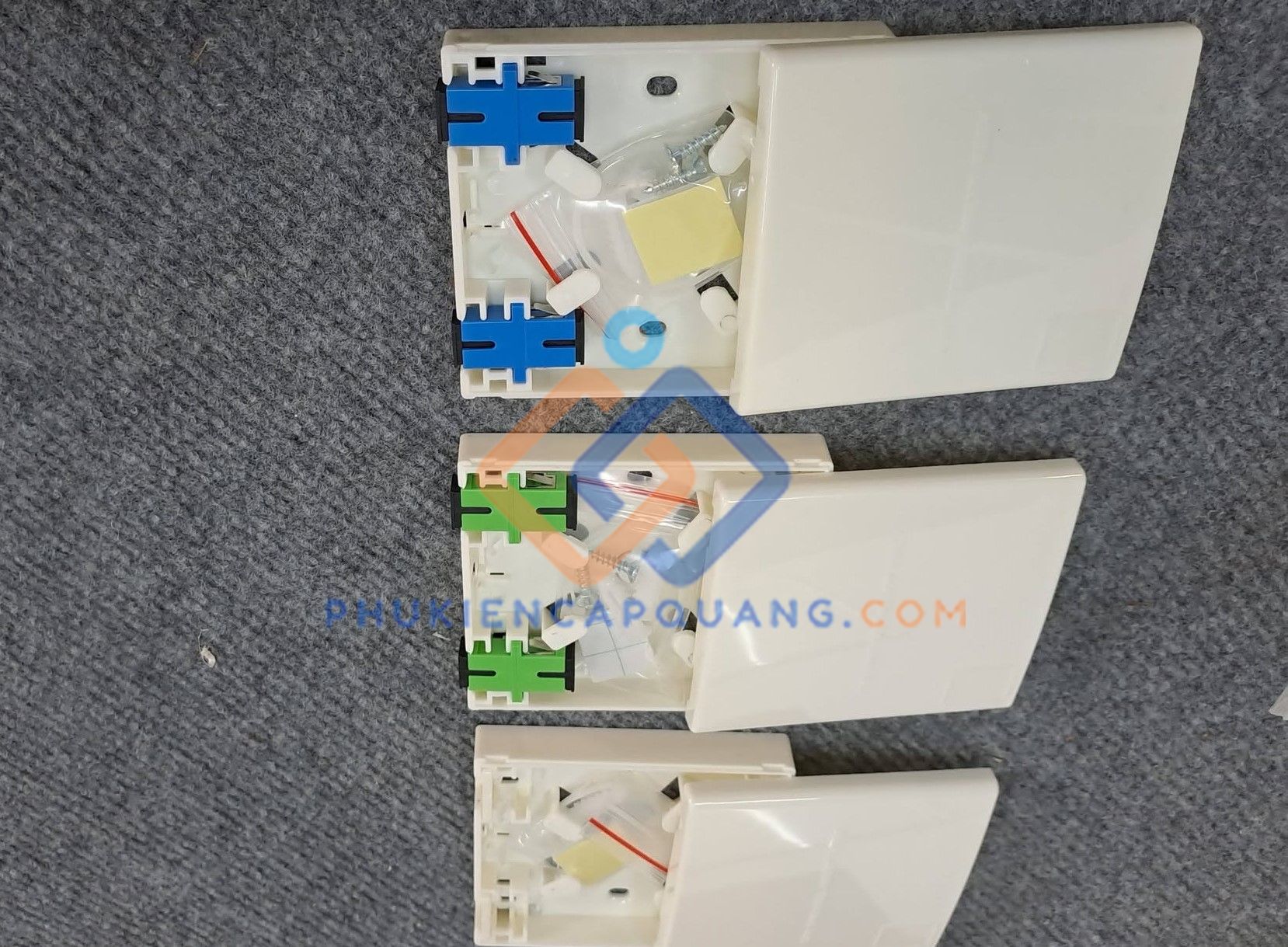 hop-phoi-quang-odf-2fo-indoor-day-du-phu-kien-sc-upc